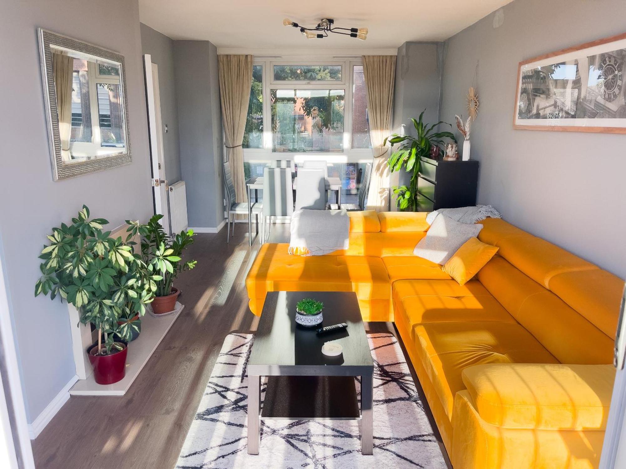 Beautiful 3-Bed Apartment At Swiss Cottage London Eksteriør bilde